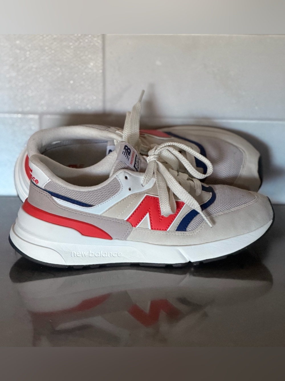 New Balance 997R Cream Red Blue Sneakers GR997RRC Size 6.5Y / Women's 8